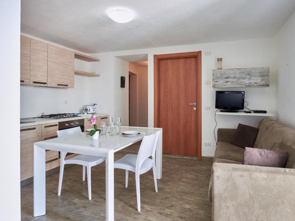 Holiday Home Rustico Maria - Dma392 By Interhome Vercana ภายนอก รูปภาพ